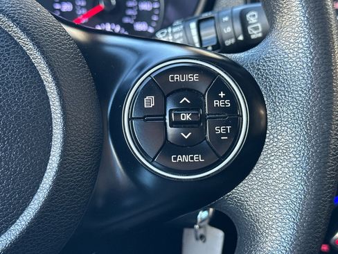 Used 2021 Kia Soul LX image 30