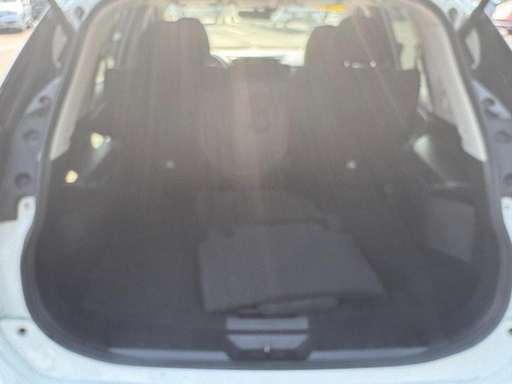 Used 2020 Nissan Rogue SV AWD/4WD image 8