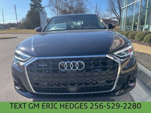 New 2025 Audi A8 L 3.0T image 2