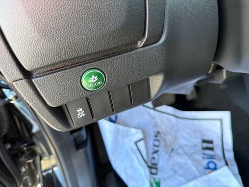 Used 2019 Honda Fit LX image 11