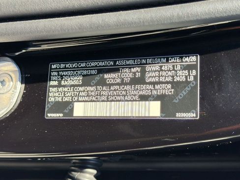 New 2026 Volvo XC40 B4 Plus w/ Climate Package FWD image 21