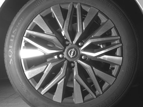 Used 2025 Nissan Altima 2.5 SV image 13