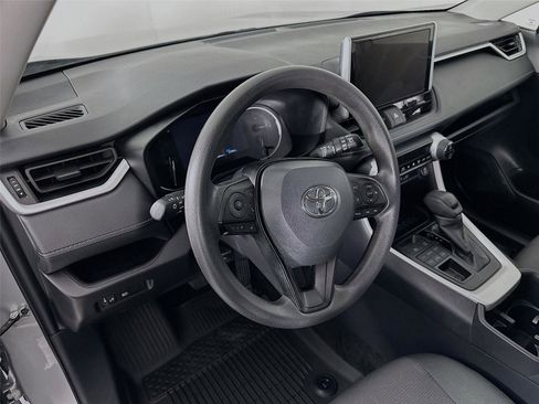 Certified 2025 Toyota RAV4 XLE image 22