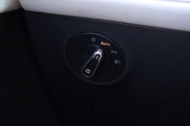 Used 2025 Volkswagen Taos S FWD image 20