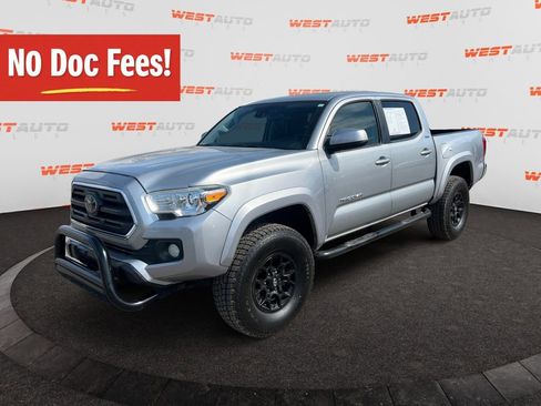 Used 2019 Toyota Tacoma SR5 AWD/4WD image 1