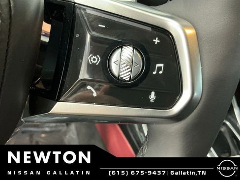 Used 2026 BMW 740i xDrive AWD/4WD image 92