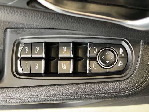 Used 2018 Porsche Macan S w/ Premium Package Plus image 15