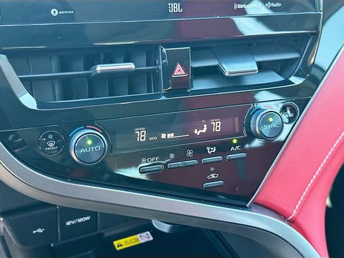 Used 2024 Toyota Camry XSE w/ Navigation Package image 16