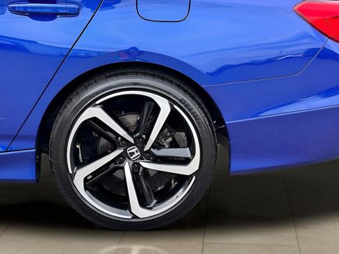 Used 2018 Honda Accord Sport image 36