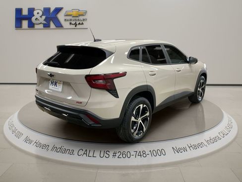 New 2026 Chevrolet Trax RS image 6