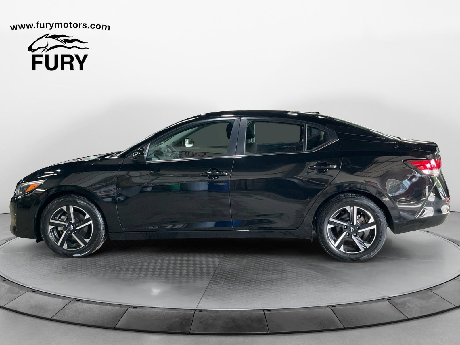 Used 2024 Nissan Sentra SV FWD image 7