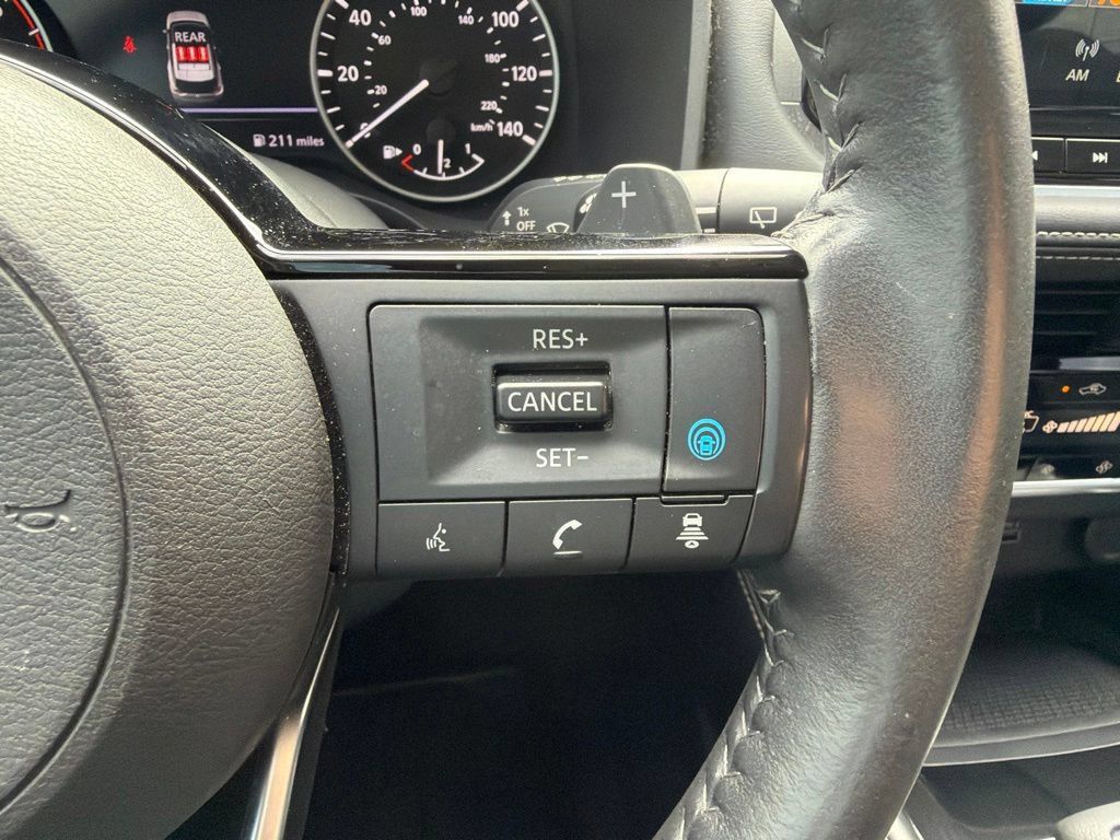 Used 2023 Nissan Rogue SL w/ SL Premium Package FWD image 24