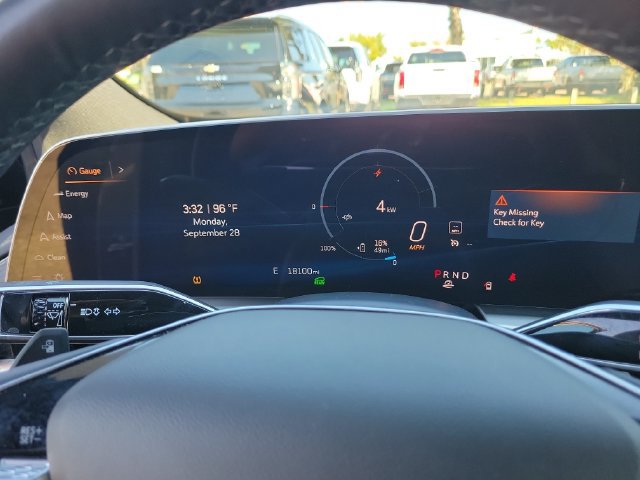 Used 2024 Cadillac Lyriq Luxury AWD/4WD image 28