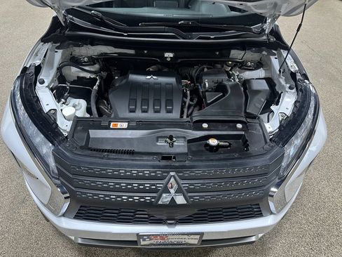 Used 2022 Mitsubishi Eclipse Cross SE image 50