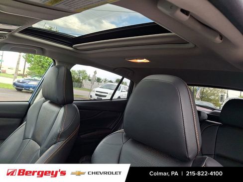 Used 2022 Subaru Crosstrek 2.5i Limited w/ Moonroof Package 1 AWD/4WD image 17