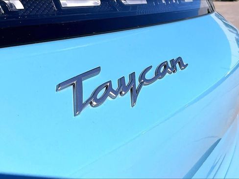 Used 2023 Porsche Taycan image 9