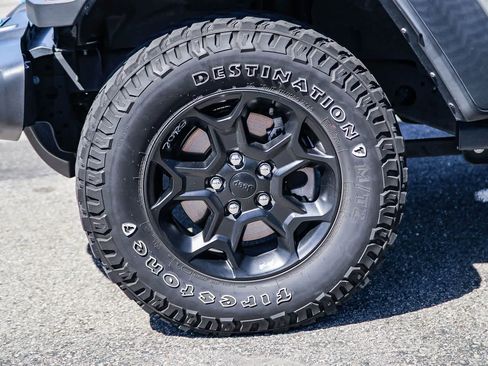 Used 2023 Jeep Wrangler Unlimited AWD/4WD image 9