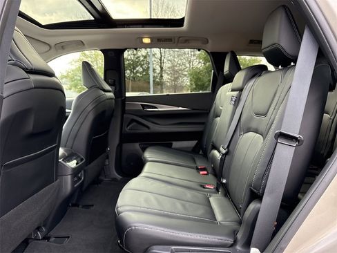 Used 2024 INFINITI QX60 Luxe image 20