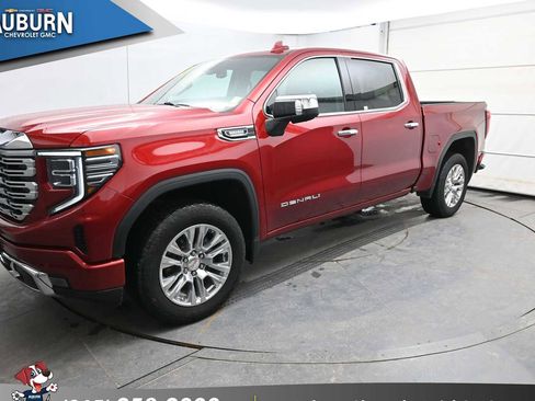 Used 2023 GMC Sierra 1500 Denali image 2