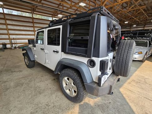 Used 2014 Jeep Wrangler Unlimited Sport w/ Quick Order Package 24S AWD/4WD image 6