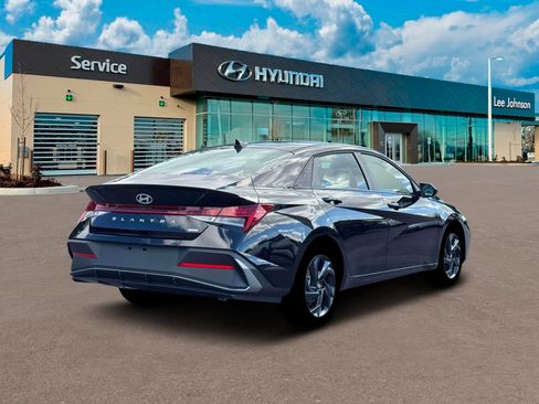 New 2026 Hyundai Elantra Sport image 7