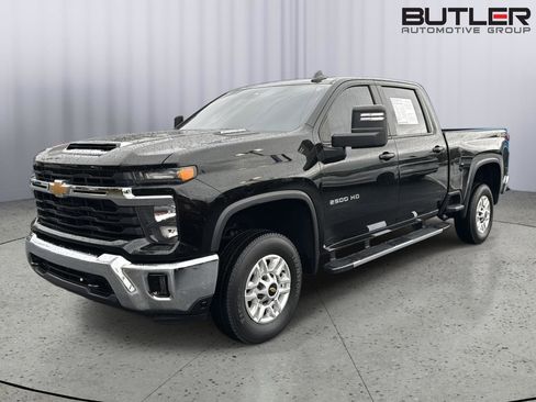 Used 2025 Chevrolet Silverado 2500 LT w/ Convenience Package image 1
