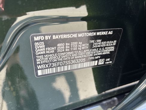 Used 2025 BMW X1 xDrive28i w/ Premium Package image 37