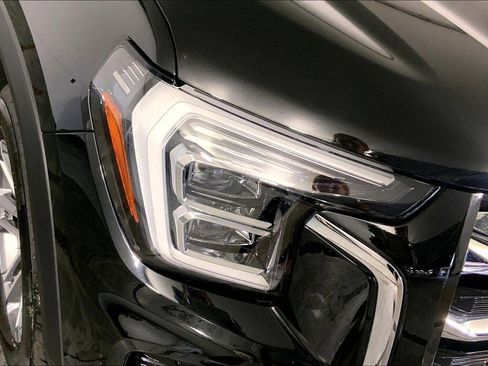 Used 2025 GMC Terrain Elevation AWD/4WD image 26