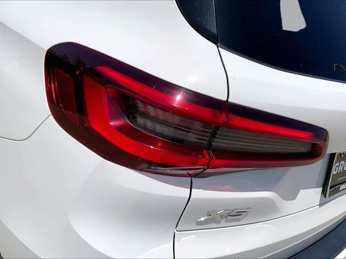Used 2020 BMW X5 xDrive40i w/ Premium Package AWD/4WD image 27