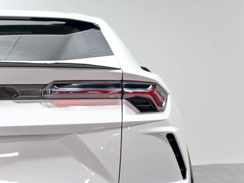 Used 2020 Lamborghini Urus AWD/4WD image 65