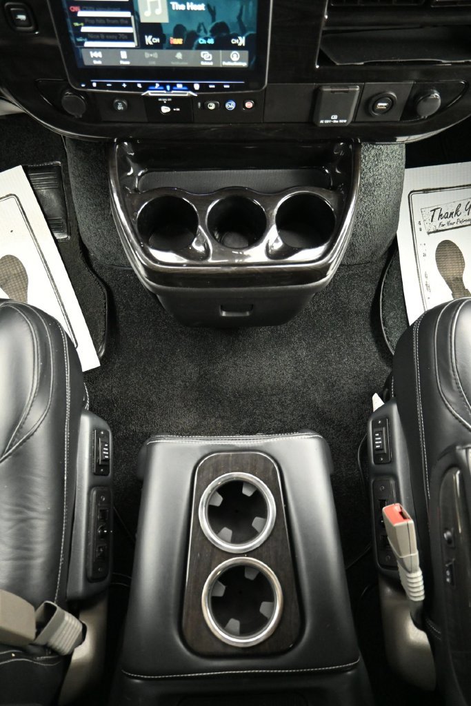 Used 2023 Chevrolet Express 2500 RWD image 19