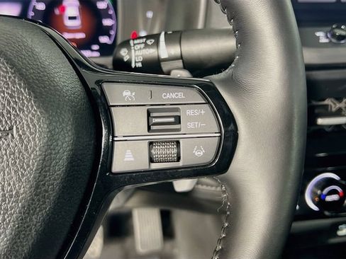Used 2025 Honda Accord Touring image 18