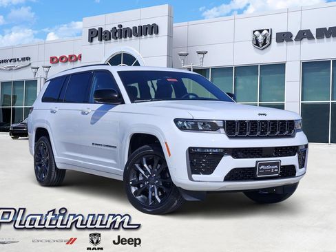 New 2026 Jeep Grand Cherokee L Limited AWD/4WD image 1