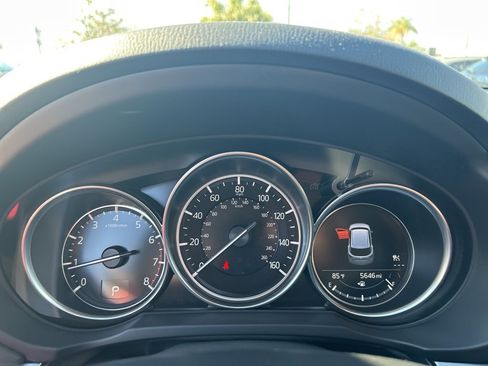 Certified 2025 MAZDA CX-5 AWD 2.5 S w/ Preferred Package image 4