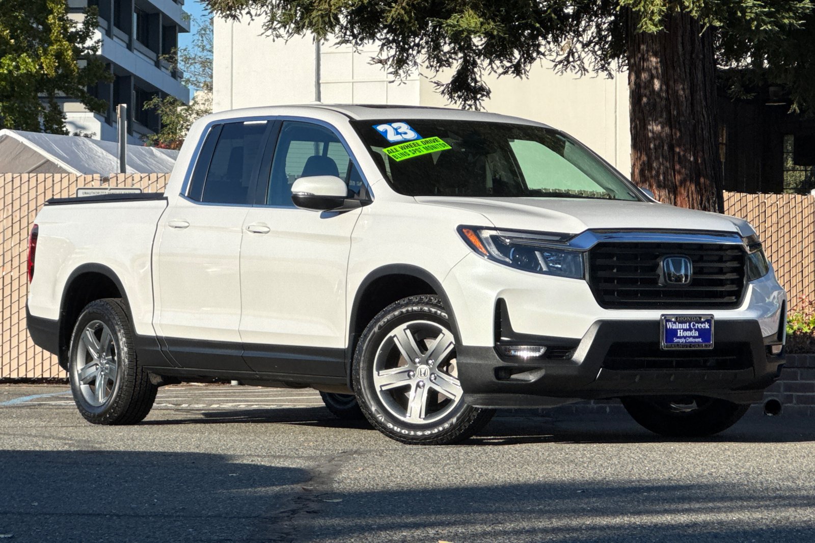 Used 2023 Honda Ridgeline RTL image 2