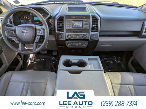 Used 2017 Ford F150 XLT image 11