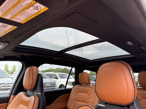 Used 2020 Lincoln Aviator Black Label Grand Touring w/ Class IV Trailer Tow Package AWD/4WD image 40