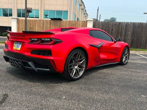 Used 2025 Chevrolet Corvette Z06 w/ Battery Protection Package RWD image 24