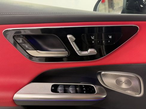 Certified 2026 Mercedes-Benz GLC 300 4MATIC image 6