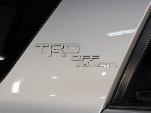 Used 2024 Toyota 4Runner TRD Off-Road image 39