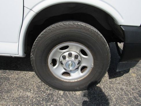 Used 2021 Chevrolet Express 3500 RWD image 10
