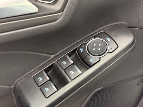Certified 2025 Ford Escape SE FWD image 14