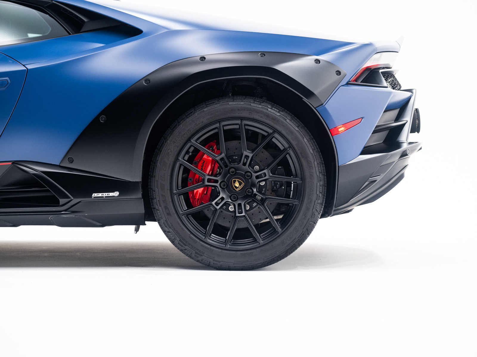 Used 2023 Lamborghini Huracan Sterrato AWD/4WD image 10