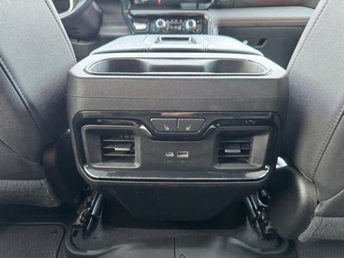 Certified 2022 GMC Sierra 1500 AT4 w/ AT4 Preferred Package AWD/4WD image 9
