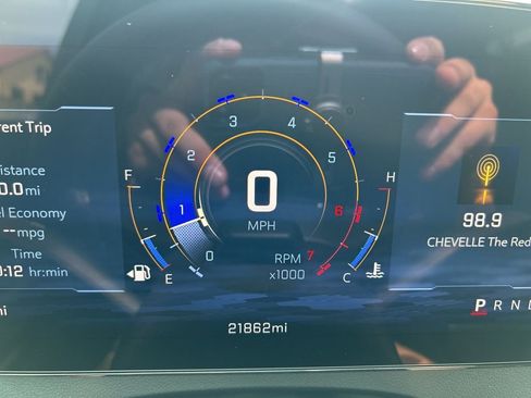 Used 2025 Chevrolet Traverse High Country FWD image 31