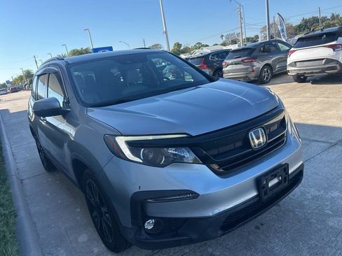 Used 2022 Honda Pilot Special Edition image 3