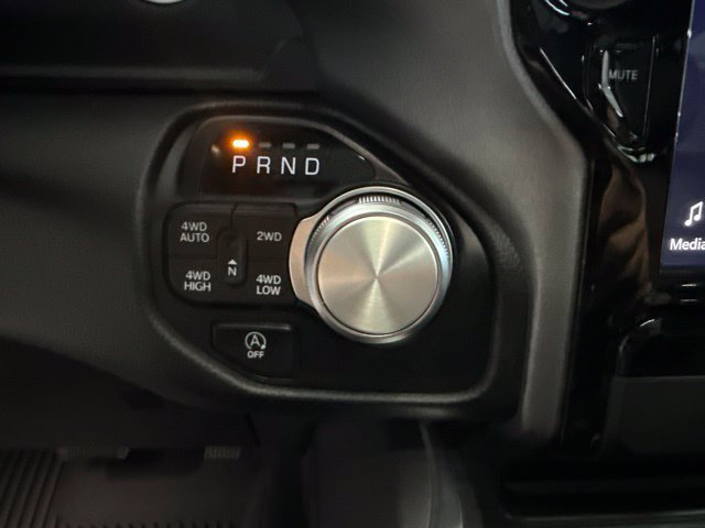 Used 2023 RAM 1500 Laramie AWD/4WD image 36