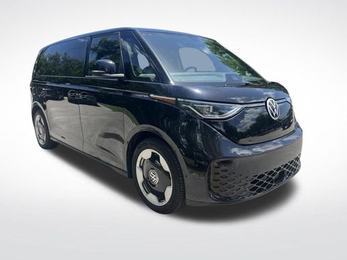Used 2025 Volkswagen ID. Buzz Pro S RWD image 3