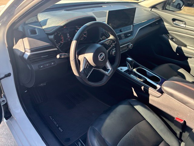 Used 2024 Nissan Altima 2.5 SR w/ SR Premium Package FWD image 19