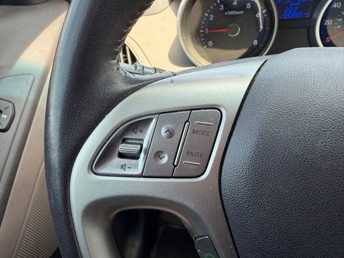 Used 2013 Hyundai Tucson GLS FWD image 22